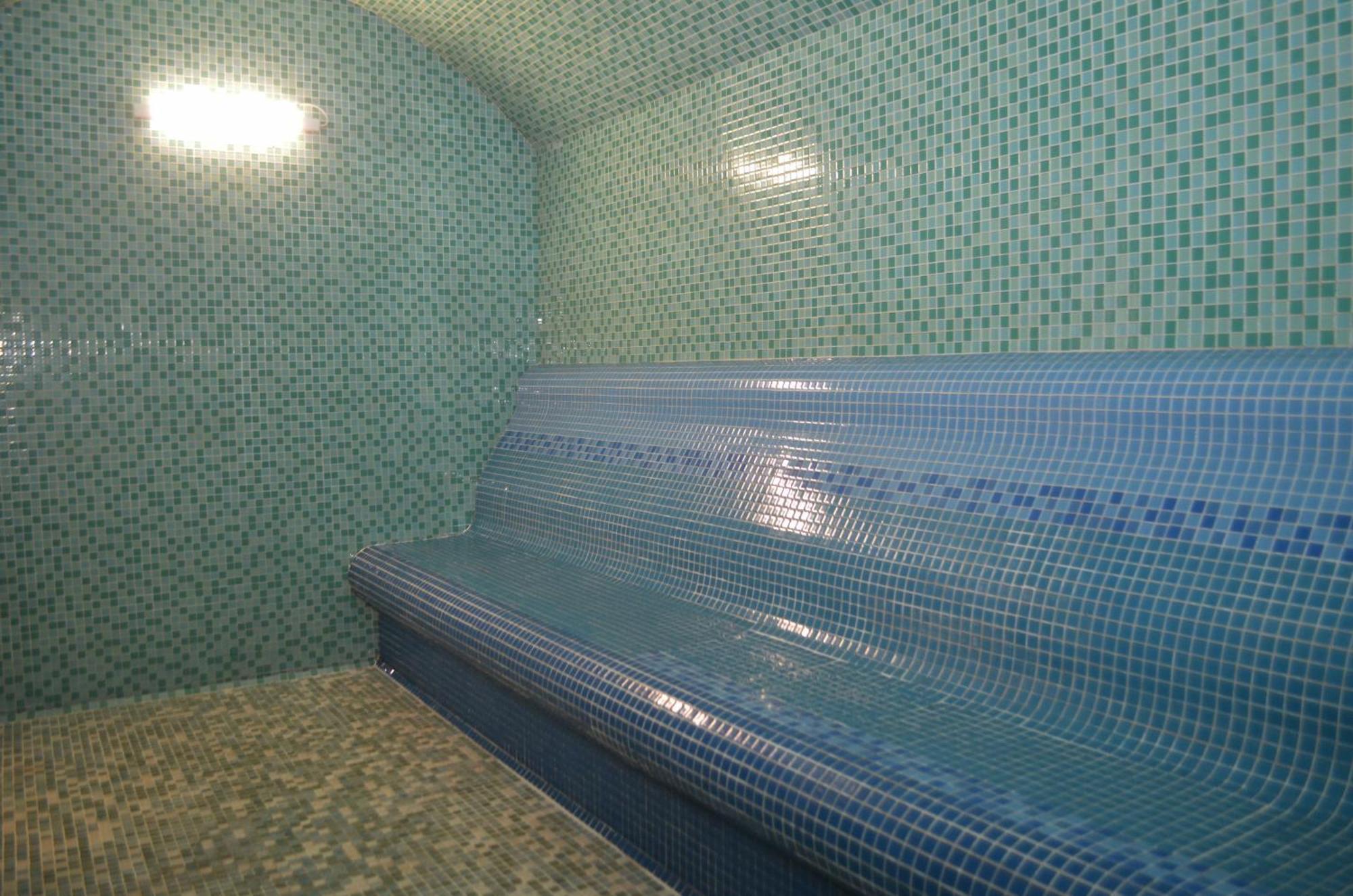 Hotel Emd Bacau Luaran gambar