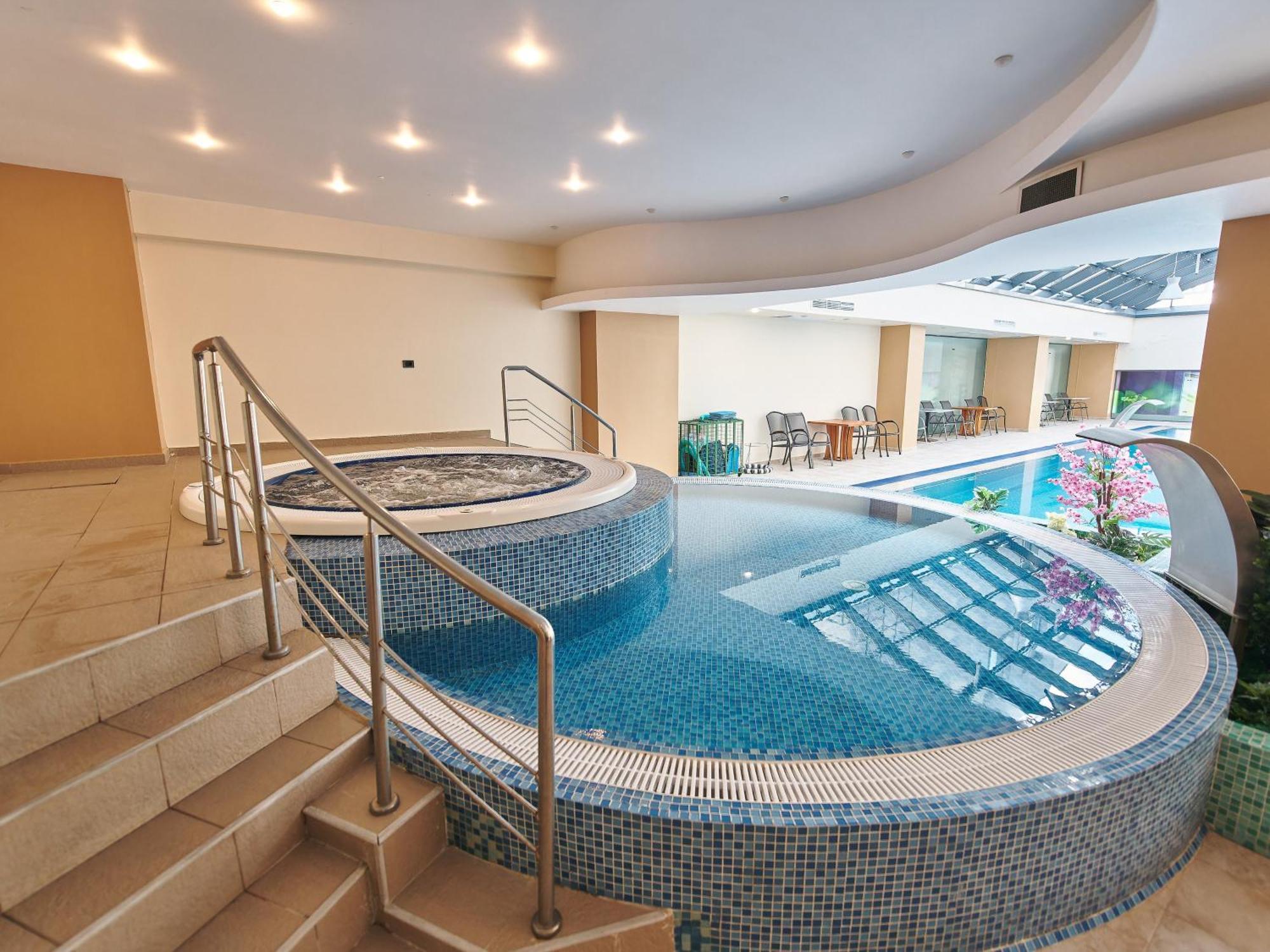 Hotel Emd Bacau Luaran gambar