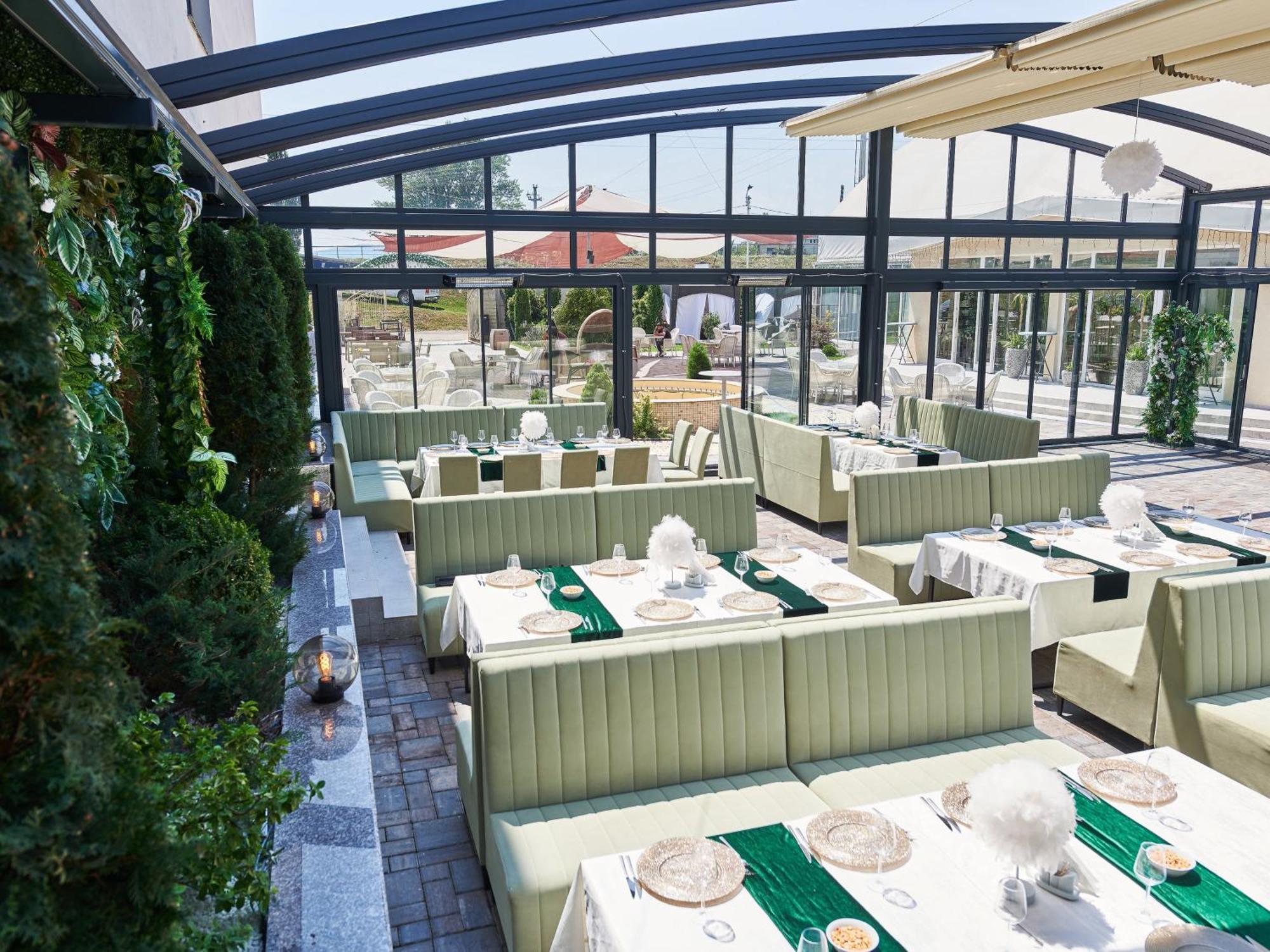 Hotel Emd Bacau Luaran gambar