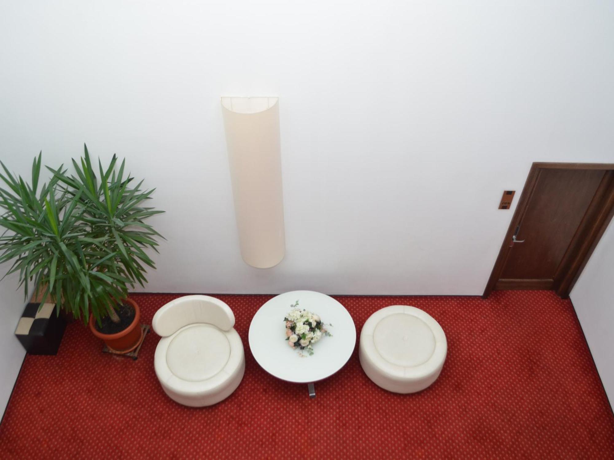 Hotel Emd Bacau Luaran gambar