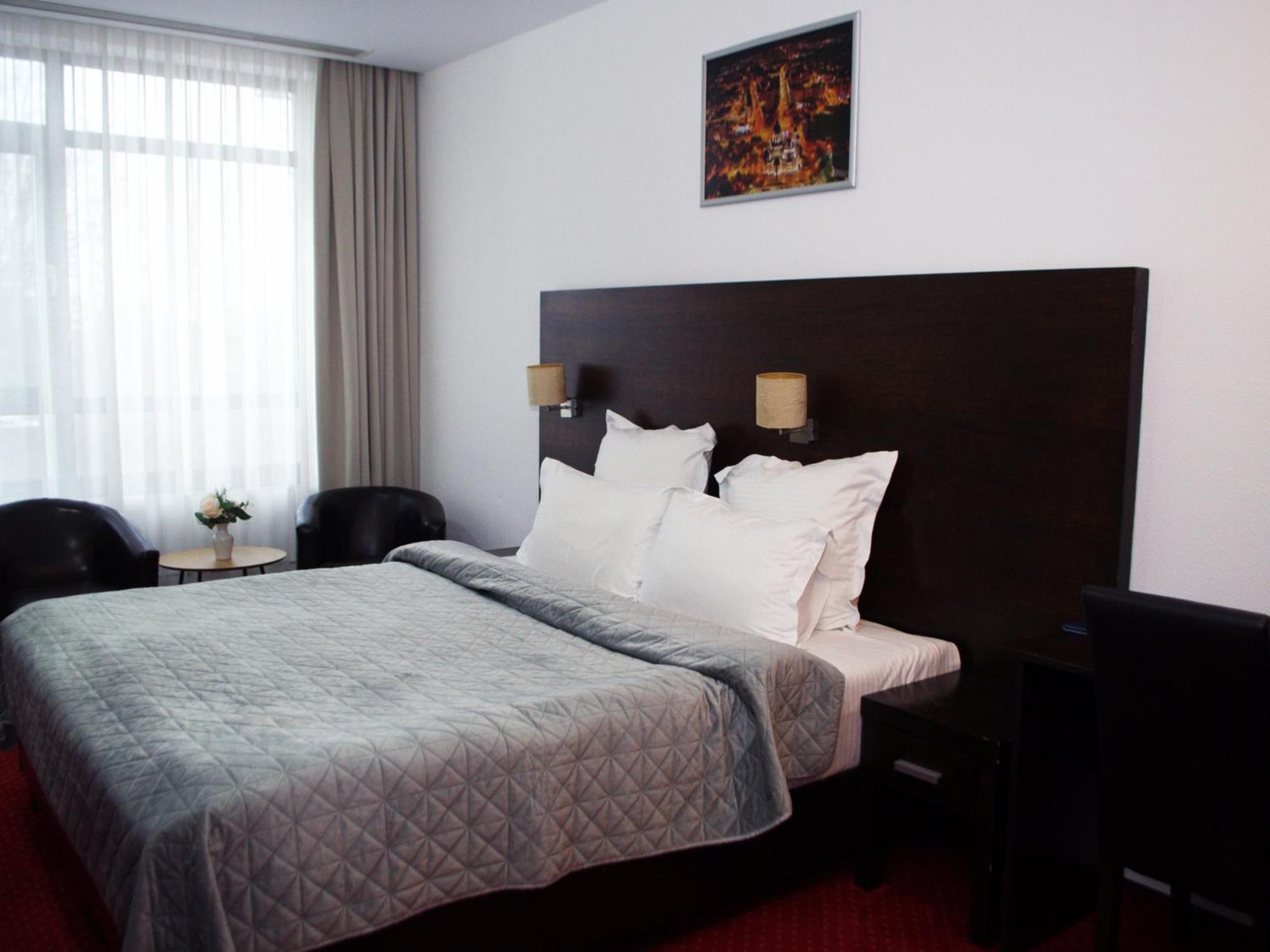 Hotel Emd Bacau Luaran gambar