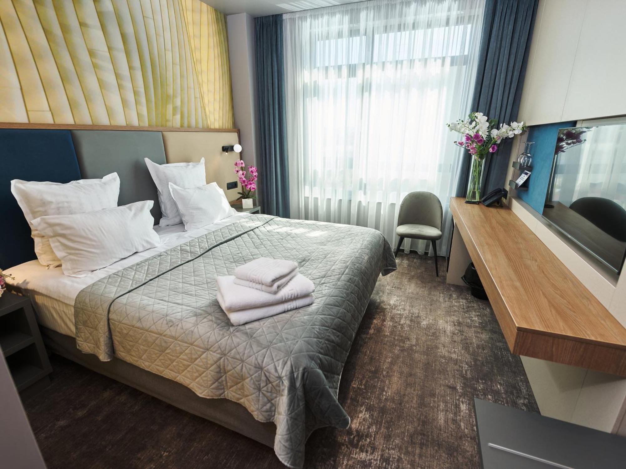 Hotel Emd Bacau Luaran gambar