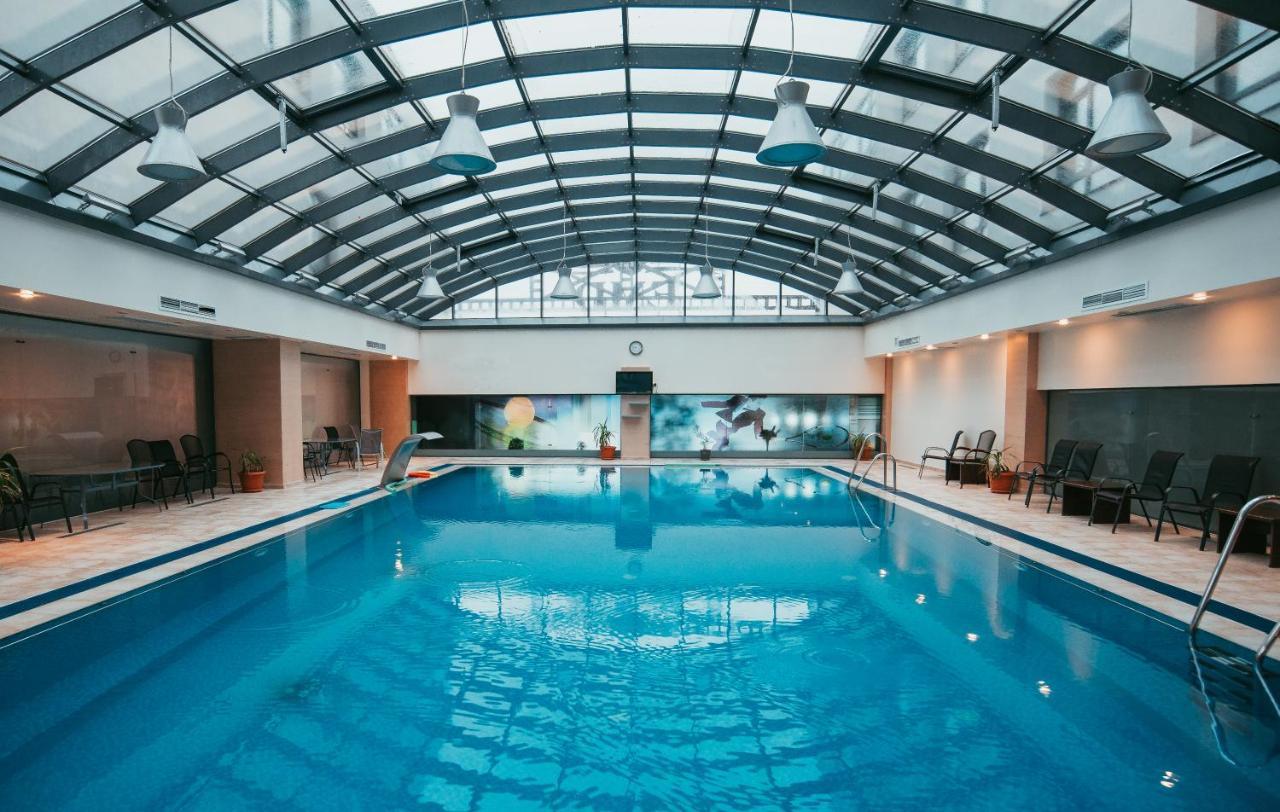 Hotel Emd Bacau Luaran gambar